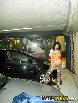 Private Sex Tapes invite you to explore xxx pics with Ella in boy fuck girl action