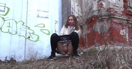 Got 2 Pee invite you to explore a free pictures with Rita in watersport porn